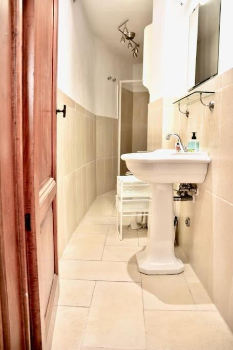 Belle Donne Historical Apartment - City Center Florencia Exterior foto
